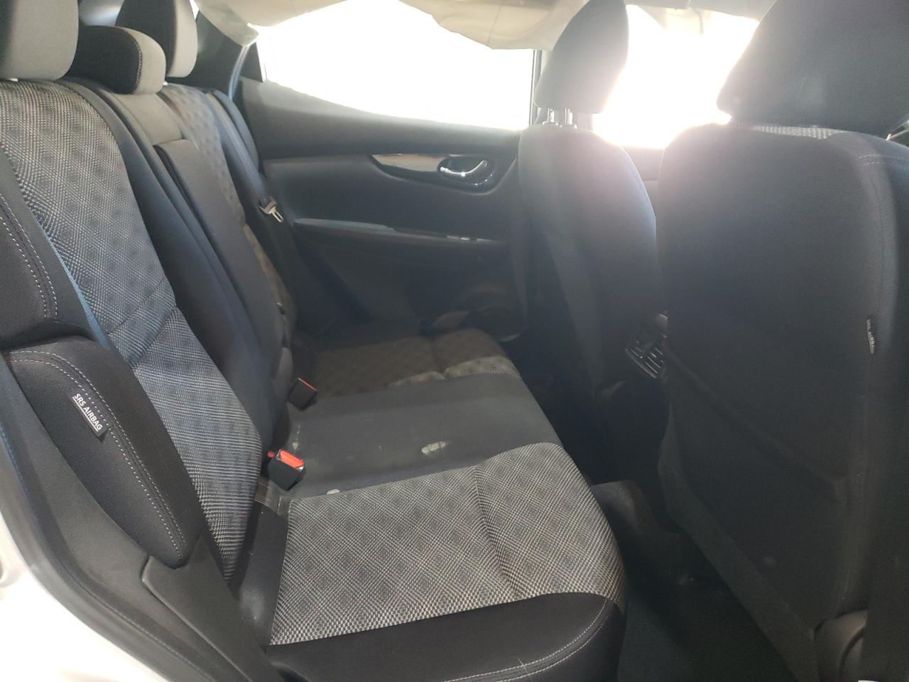 2020 Nissan Rogue - Image 11