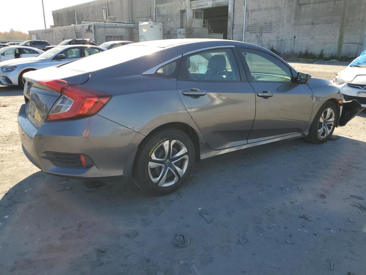 19XFC2F5XHE063433 2017 Honda Civic Lx