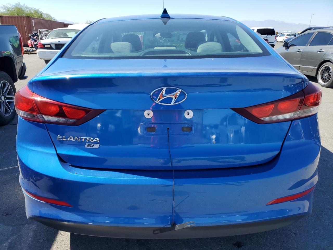 2017 Hyundai Elantra - Image 6