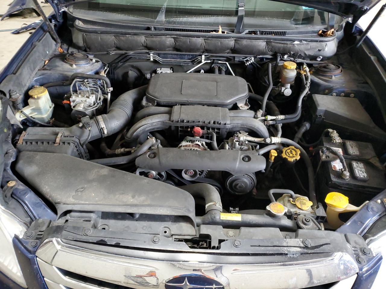 2011 Subaru Outback - Image 11