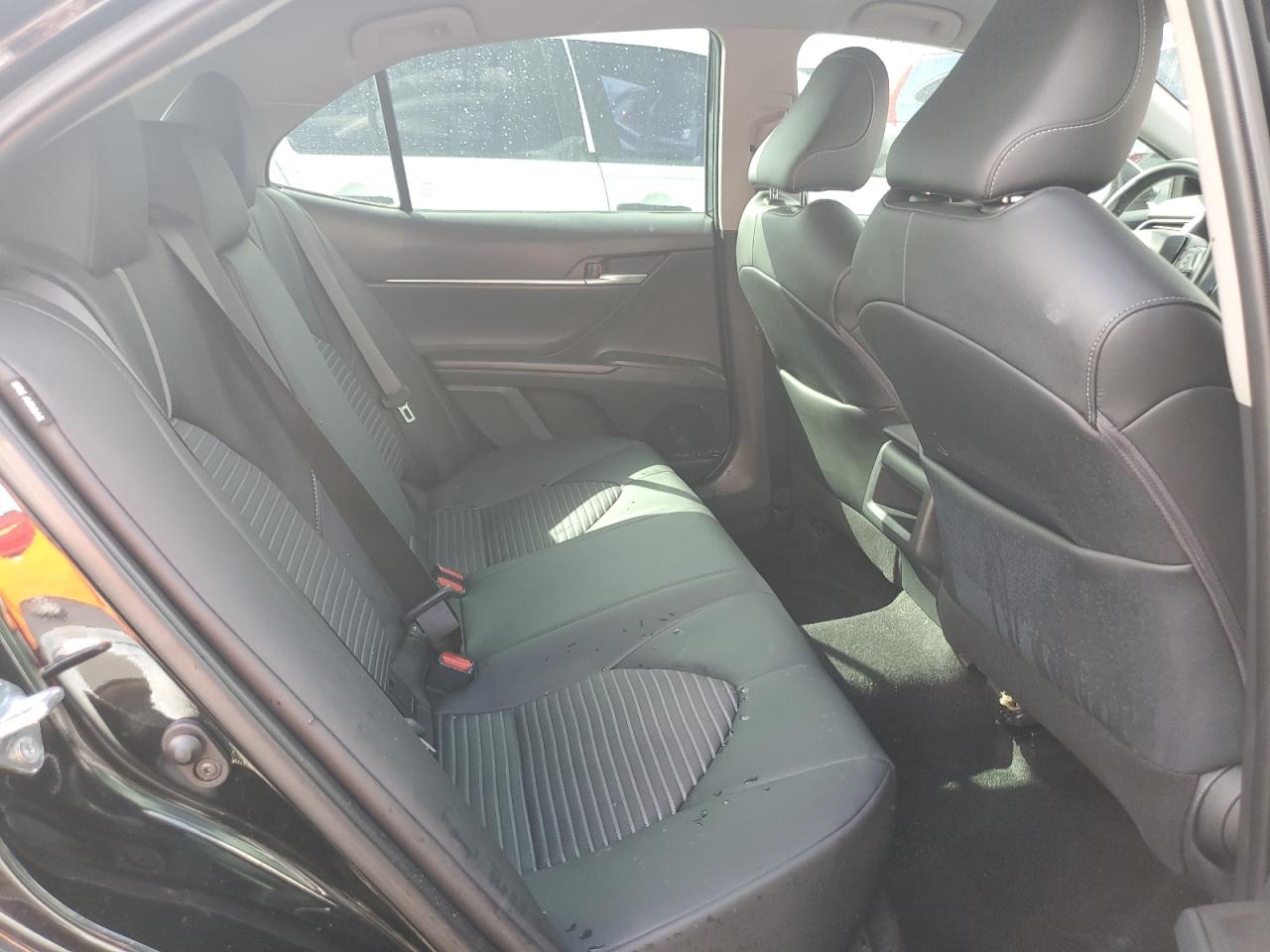 2021 Toyota Camry - Image 10