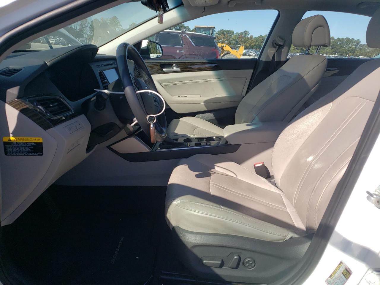 2017 Hyundai Sonata - Image 7