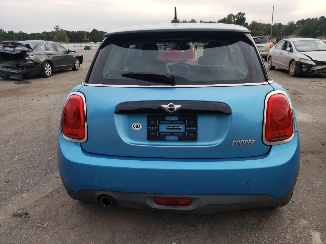 WMWXP5C55GT739403 2016 Mini Cooper