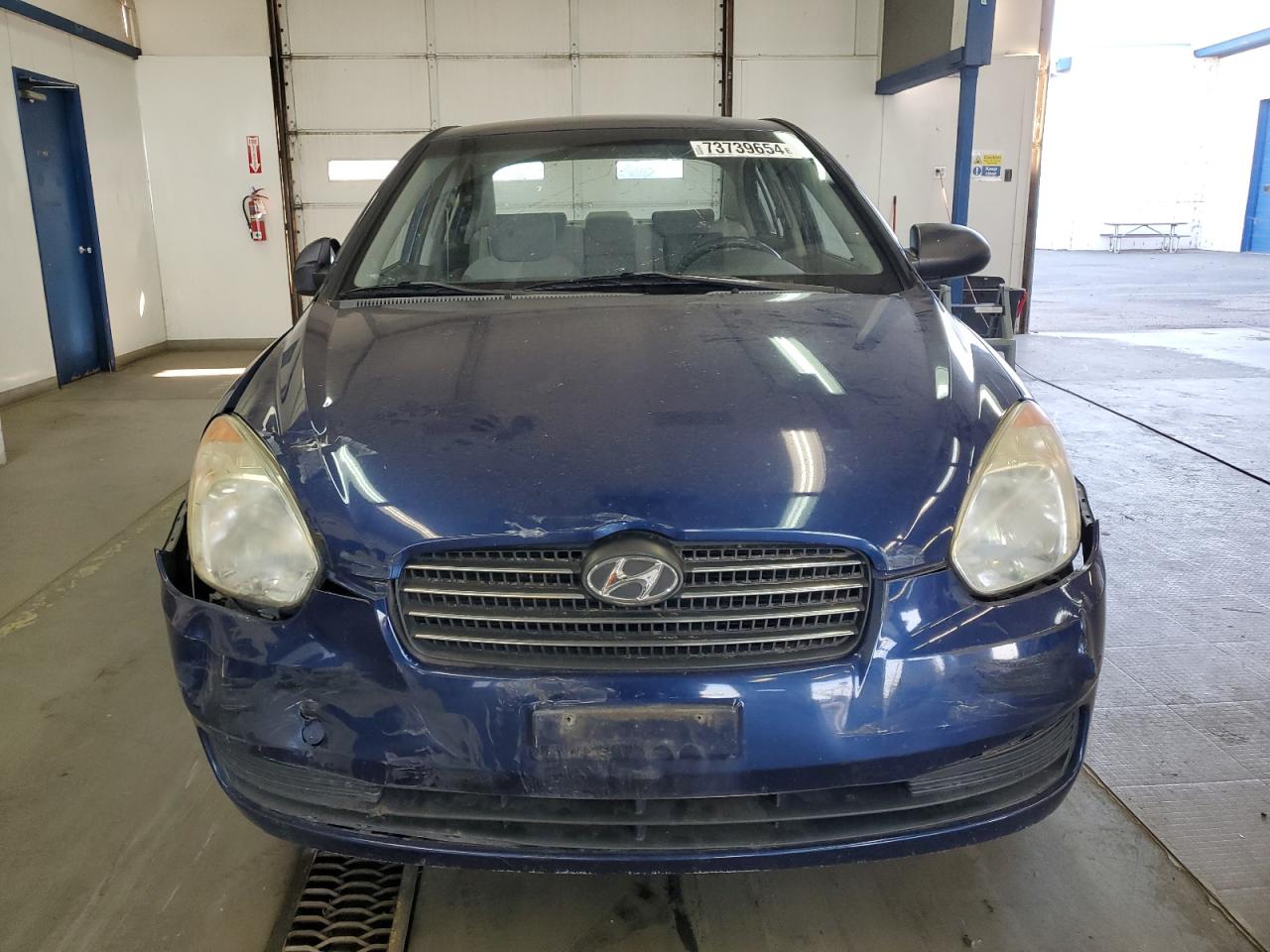 2009 Hyundai Accent - Image 5