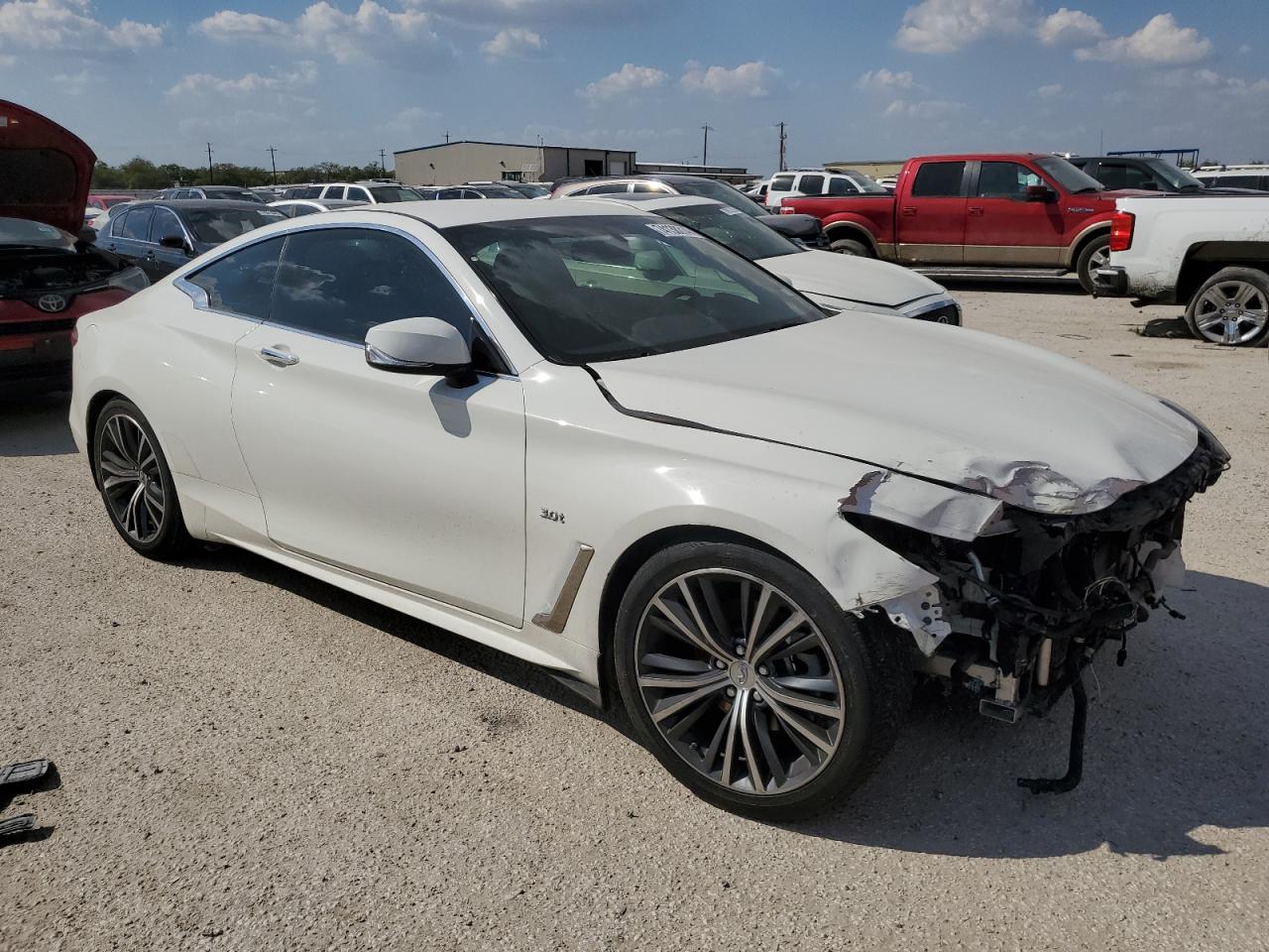 2019 Infiniti Q60 - Image 4