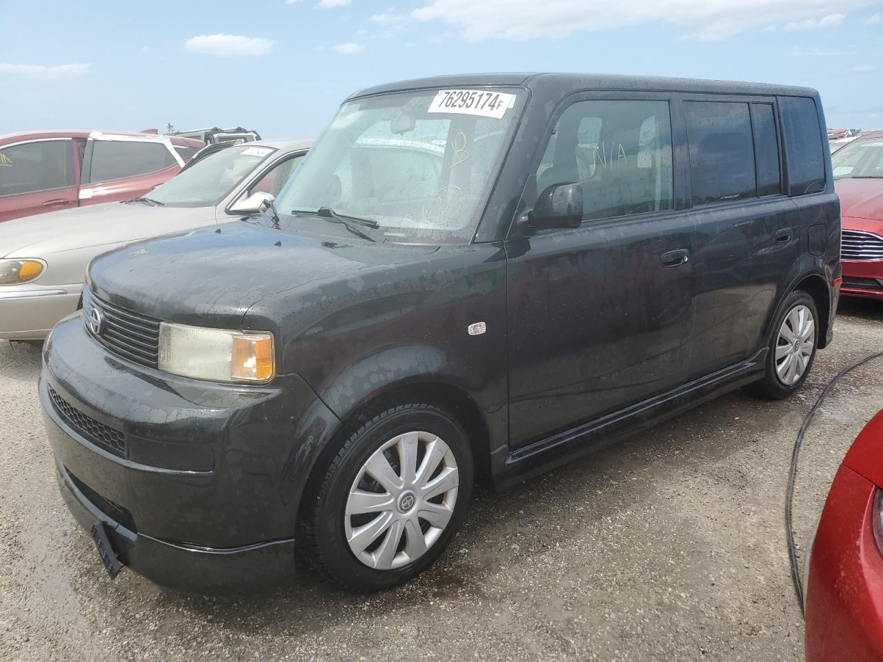 2005 Scion xB - Image 1