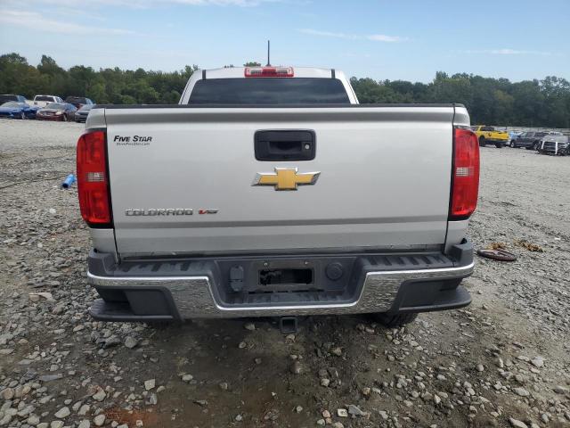  CHEVROLET COLORADO 2018 Srebrny