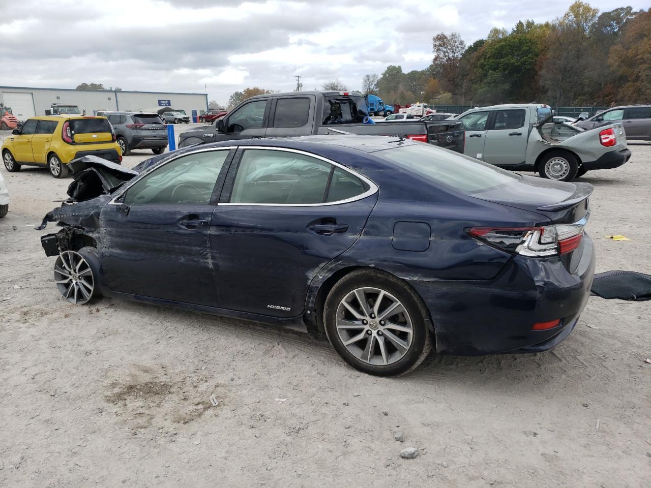 VIN JTHBW1GG7H2150055 2017 LEXUS ES300 no.2