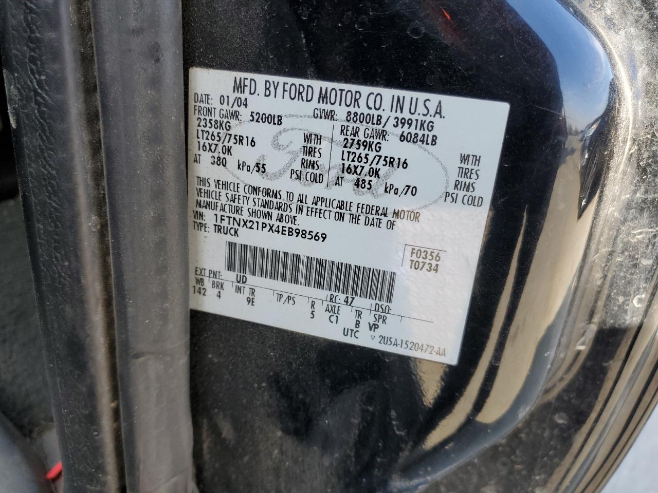 2004 Ford F250 - Image 12