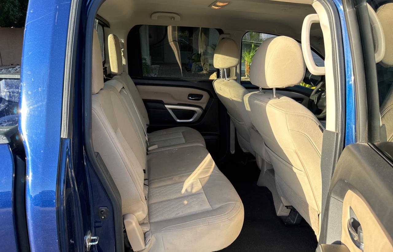2017 Nissan Titan - Image 6