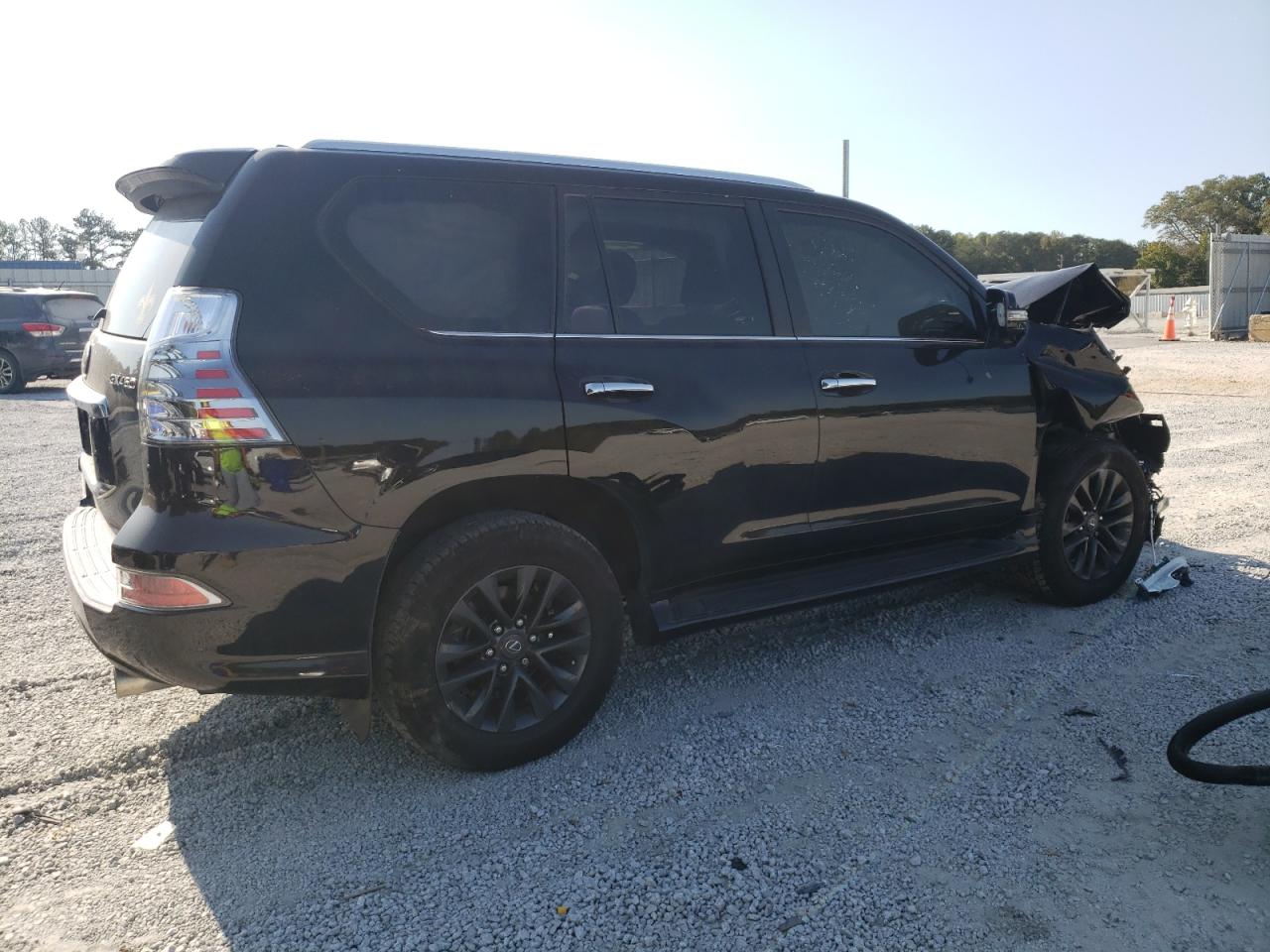 2023 Lexus GX - Image 3