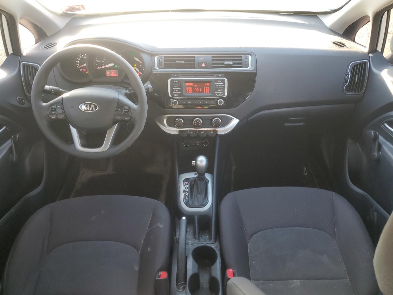 KNADM4A39H6050777 2017 Kia Rio Lx