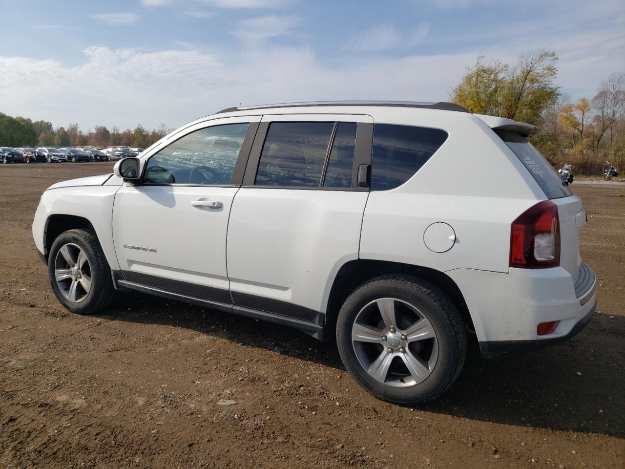 1C4NJCEA2GD720361 2016 JEEP COMPASS - Image 2