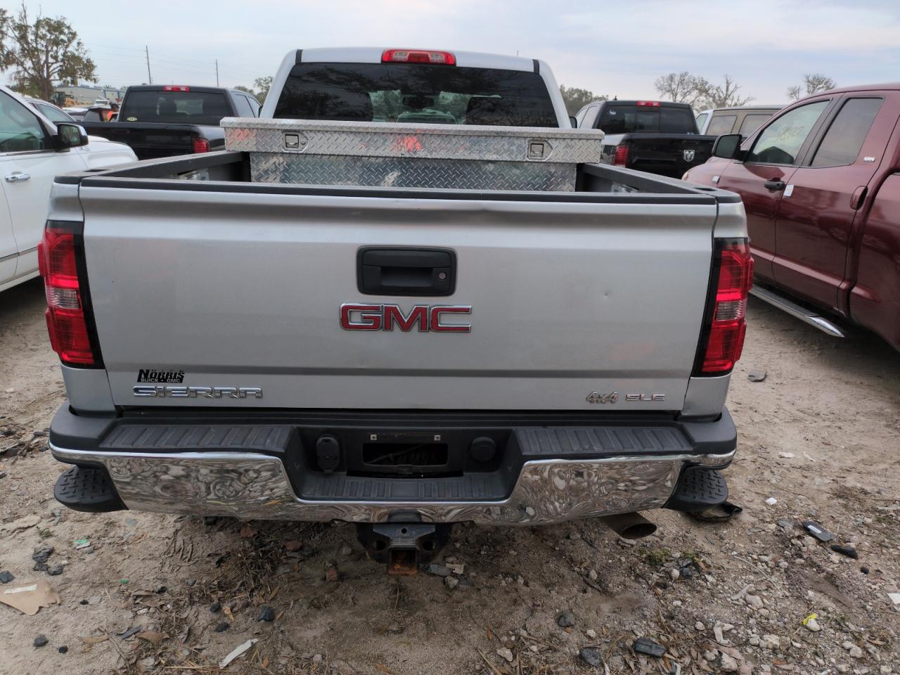 1GT12YEG0FF191623 2015 GMC Sierra K2500 Sle