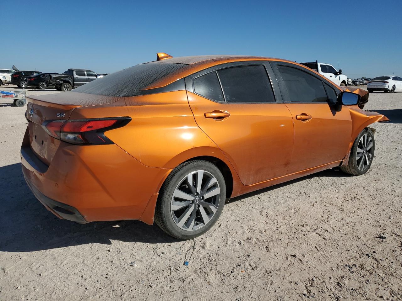 2020 Nissan Versa - Image 3