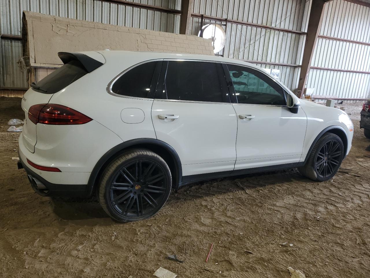 VIN WP1AA2A25GLA04971 2016 PORSCHE CAYENNE no.3