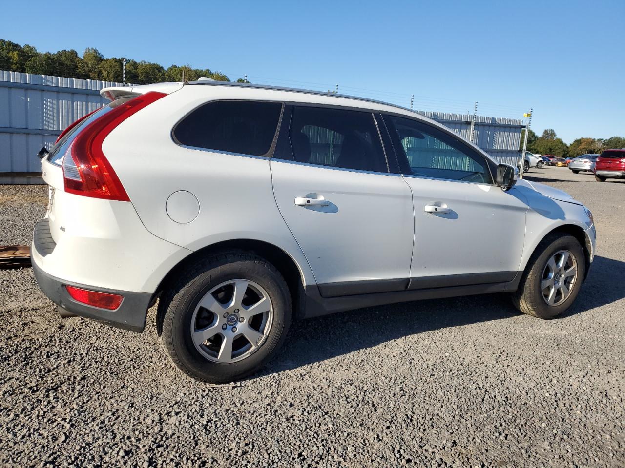 2011 Volvo Xc60 3.2 VIN: YV4952DZ0B2198418 Lot: 76264844