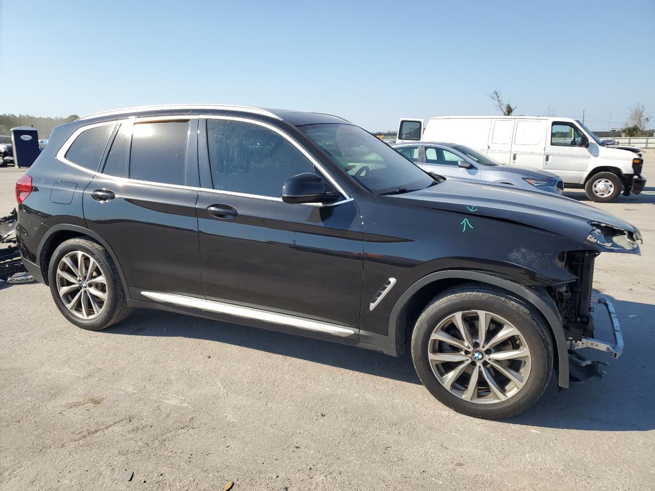 VIN 5UXTR9C53KLP82843 2019 BMW X3 no.4