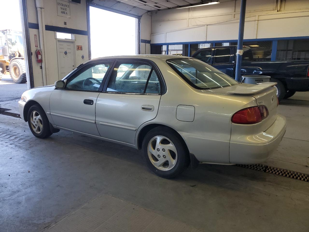 2002 Toyota Corolla - Image 2
