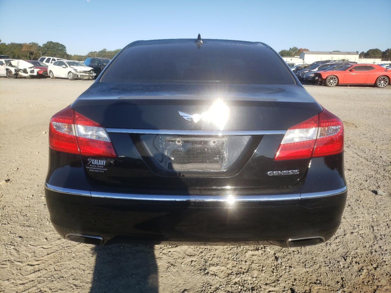 2013 Hyundai Genesis 3.8L VIN: KMHGC4DD5DU241850 Lot: 76505914