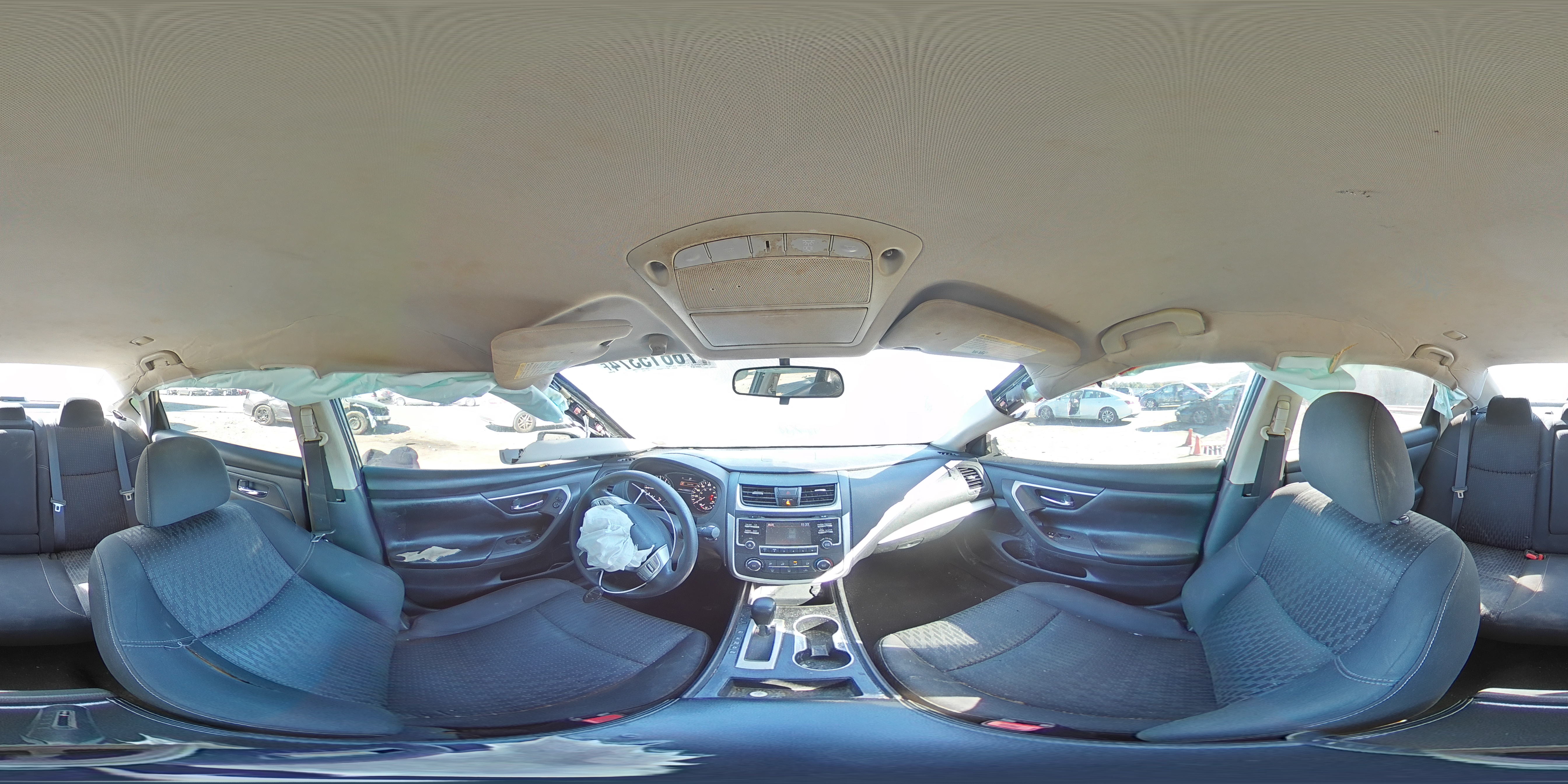 2017 Nissan Altima - Image 12
