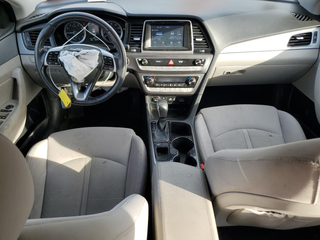 2018 Hyundai Sonata - Image 8