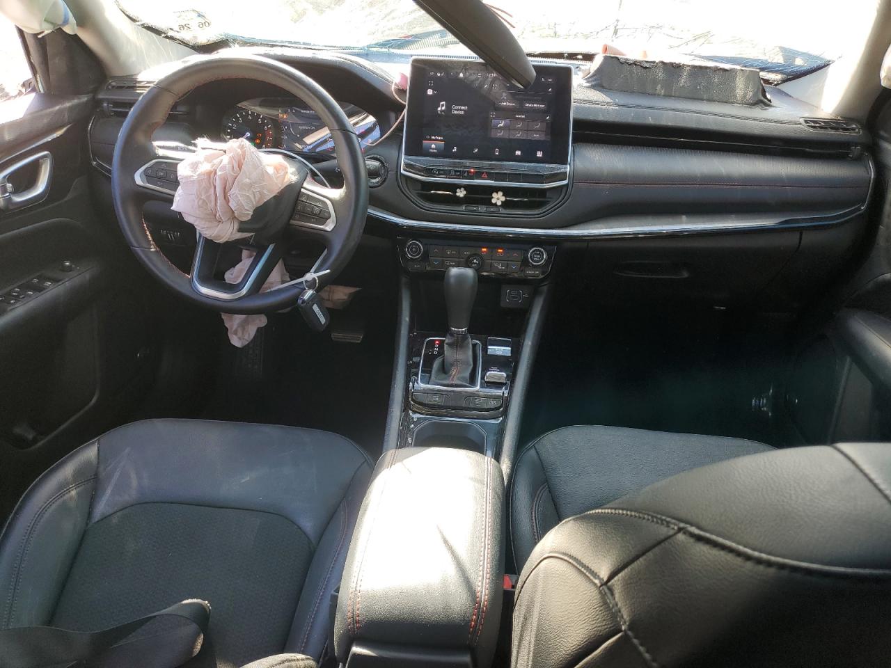 2022 Jeep Compass - Image 8