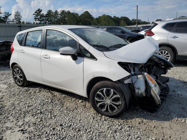 Hatchbacks NISSAN VERSA 2016 Biały