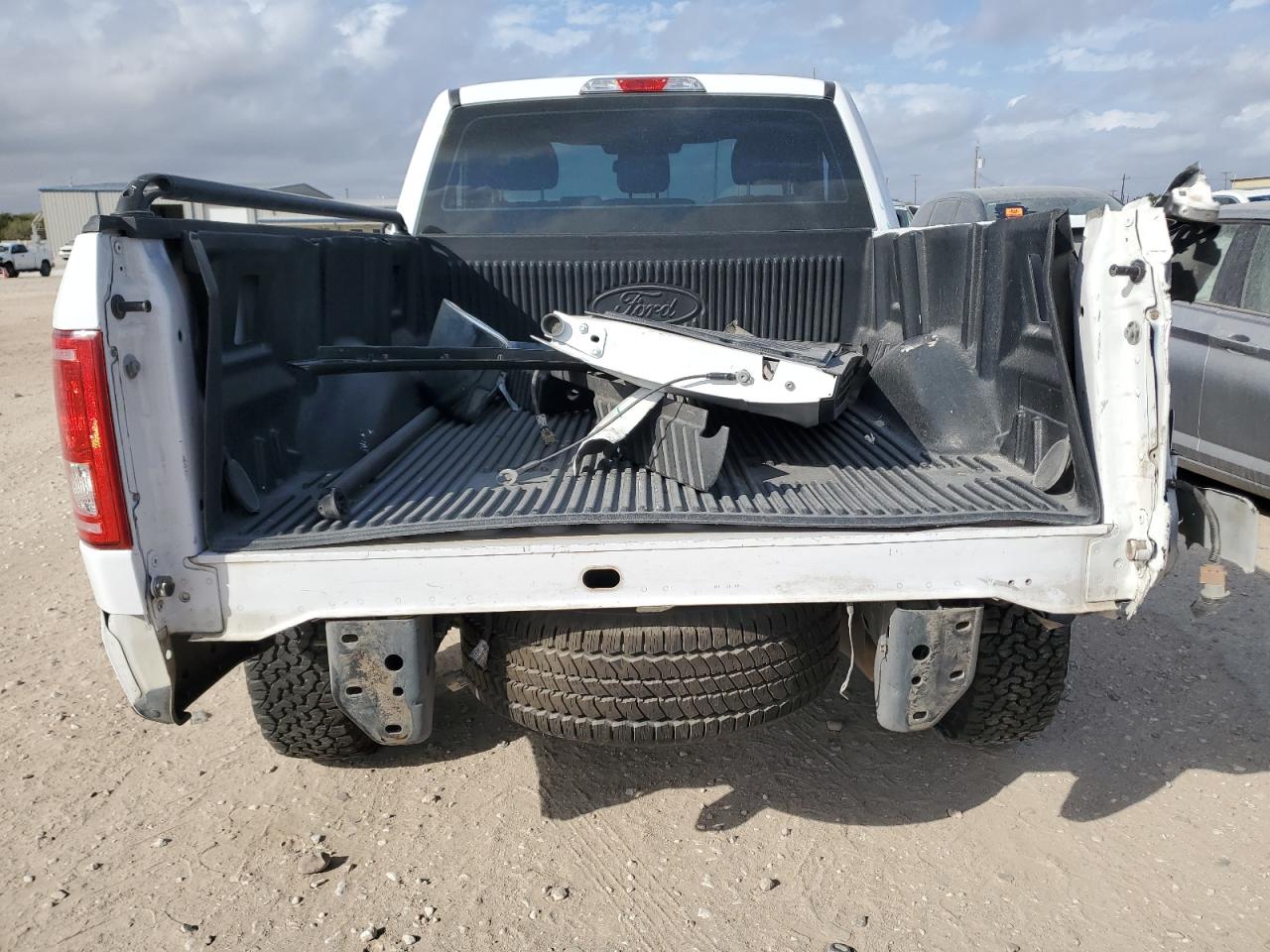 2017 Ford F-150 - Image 6