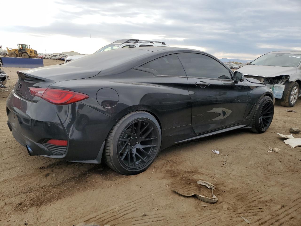 2017 Infiniti Q60 - Image 3