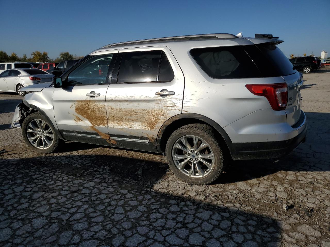 2018 Ford Explorer - Image 2