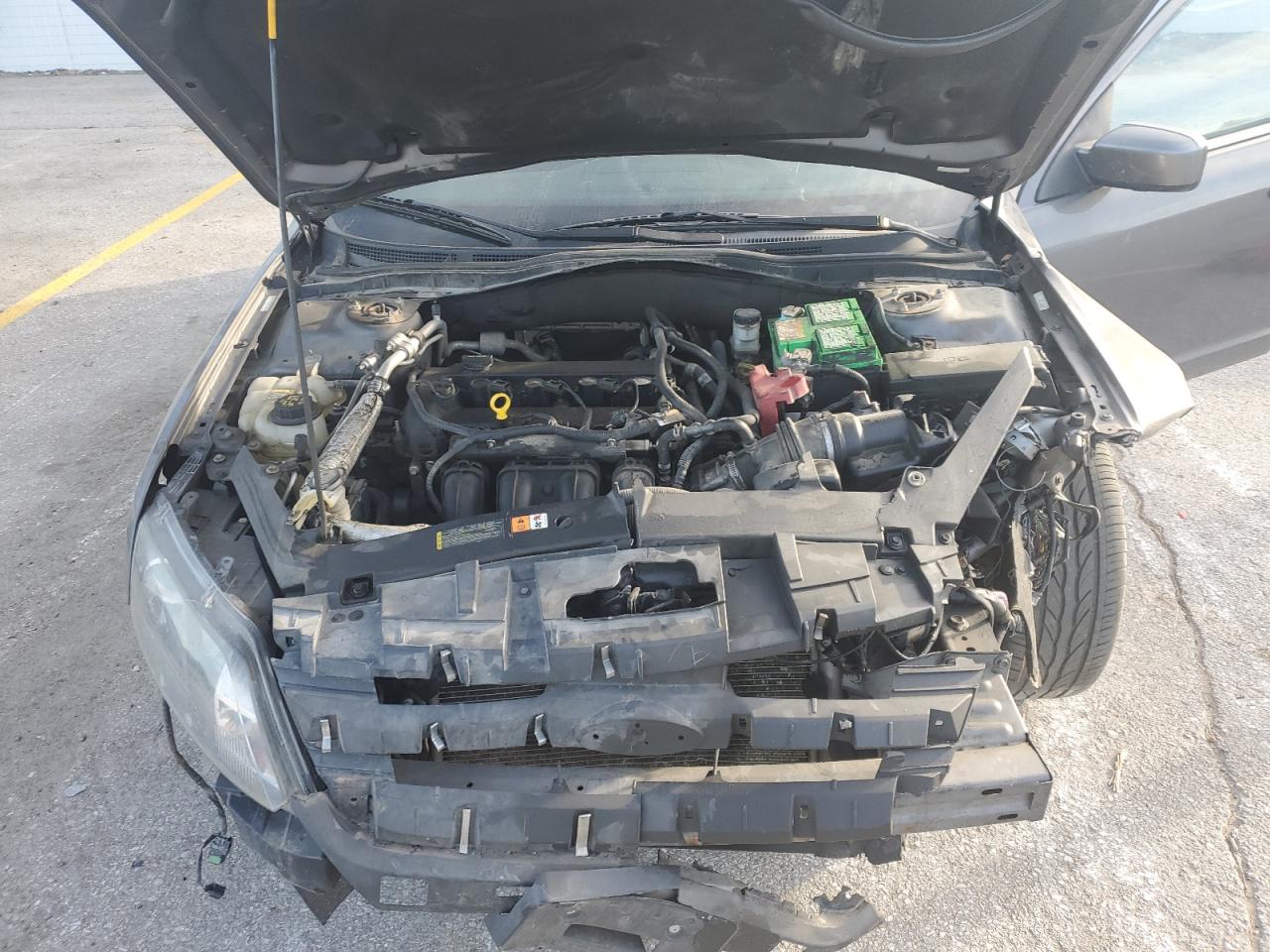 2012 Ford Fusion Se VIN: 3FAHP0HA2CR327182 Lot: 75814894