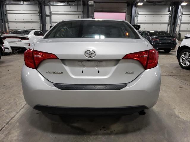  TOYOTA COROLLA 2017 Silver