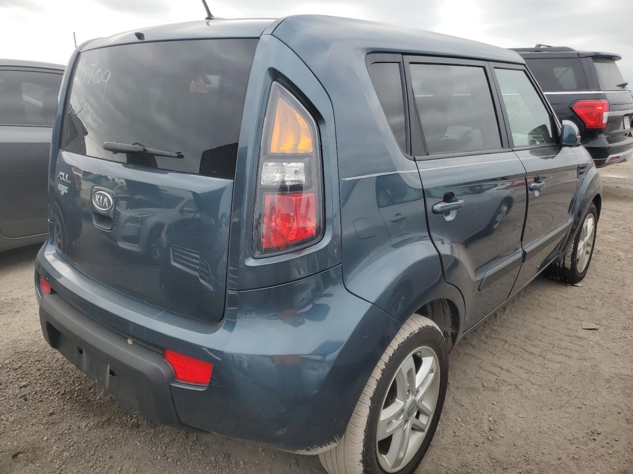 2011 Kia Soul - Image 3