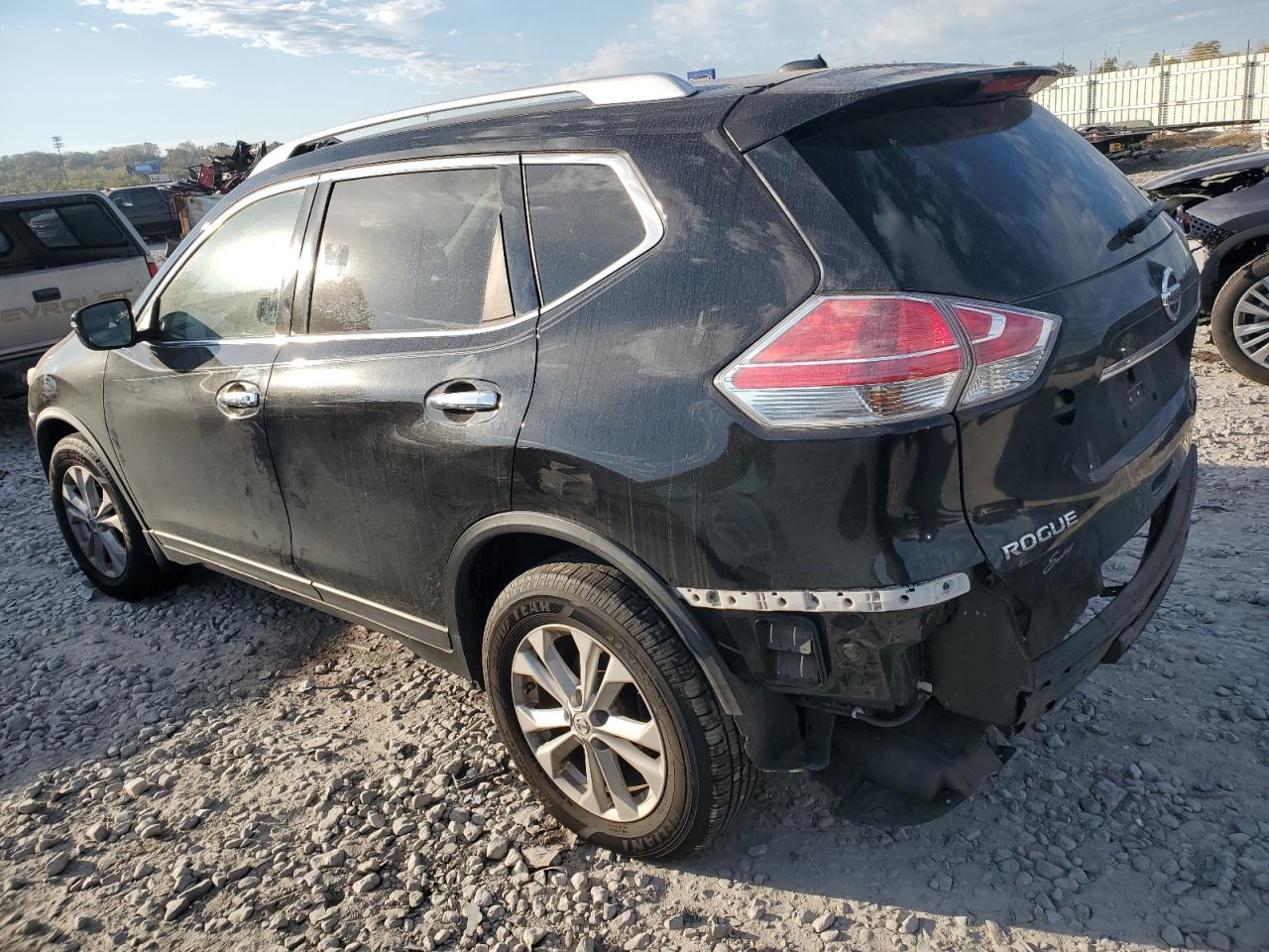 VIN KNMAT2MV4FP571245 2015 NISSAN ROGUE no.2