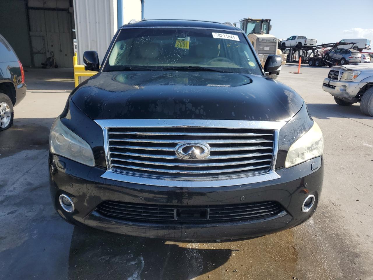 2014 Infiniti QX80 - Image 5