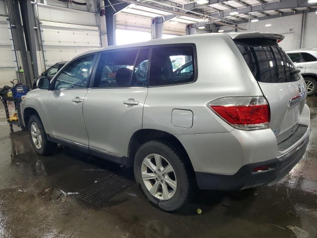  TOYOTA HIGHLANDER 2013 Серебристый