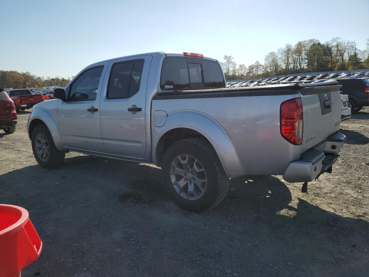 2020 Nissan Navara (Frontier) - Image 2