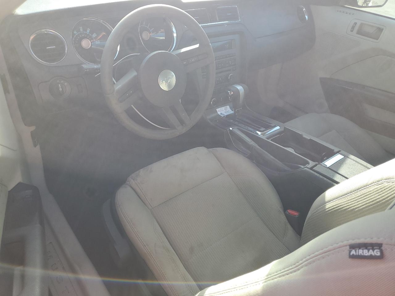 2010 Ford Mustang - Image 8