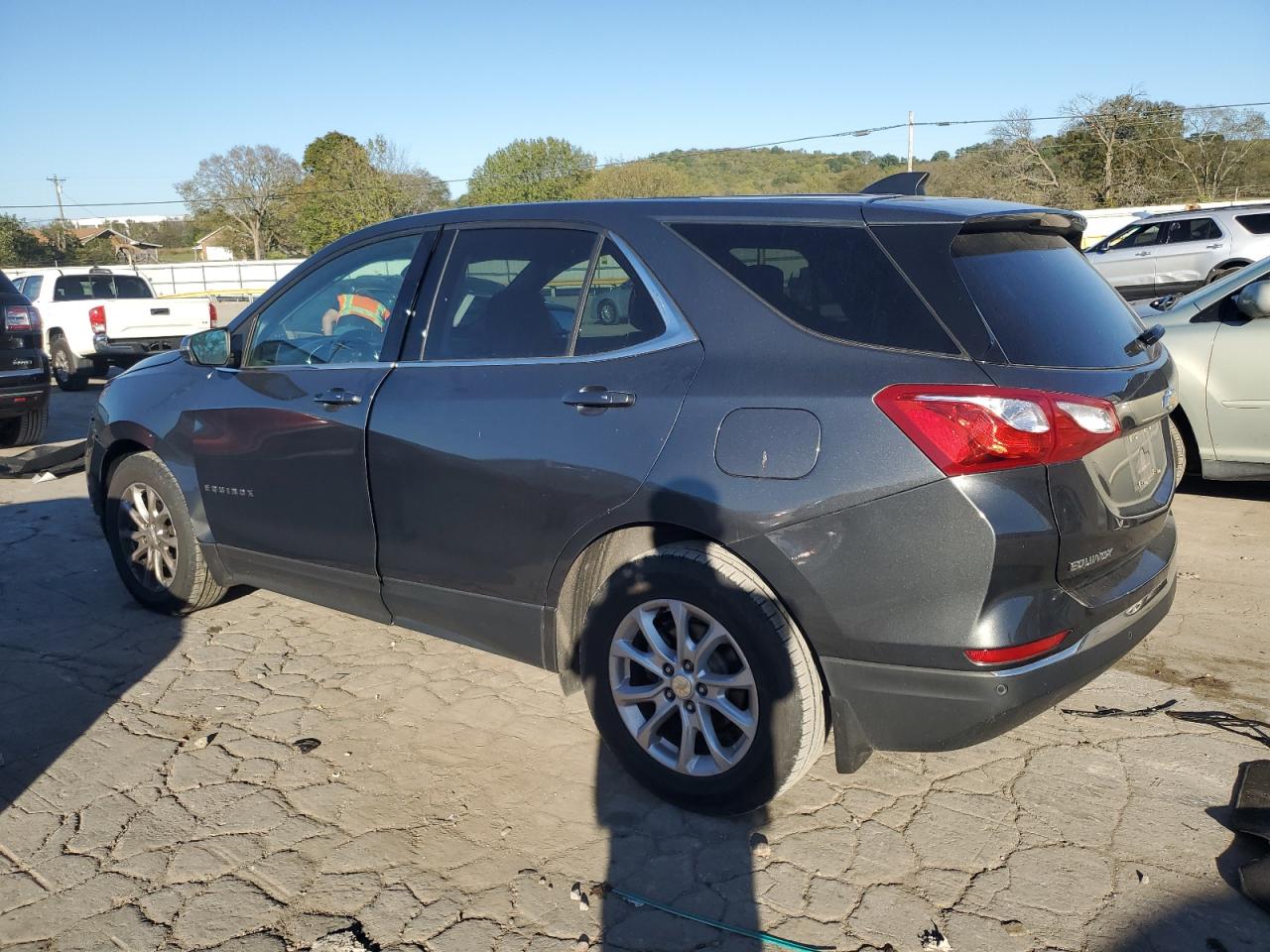 3GNAXJEV5KL340655 2019 CHEVROLET EQUINOX - Image 2