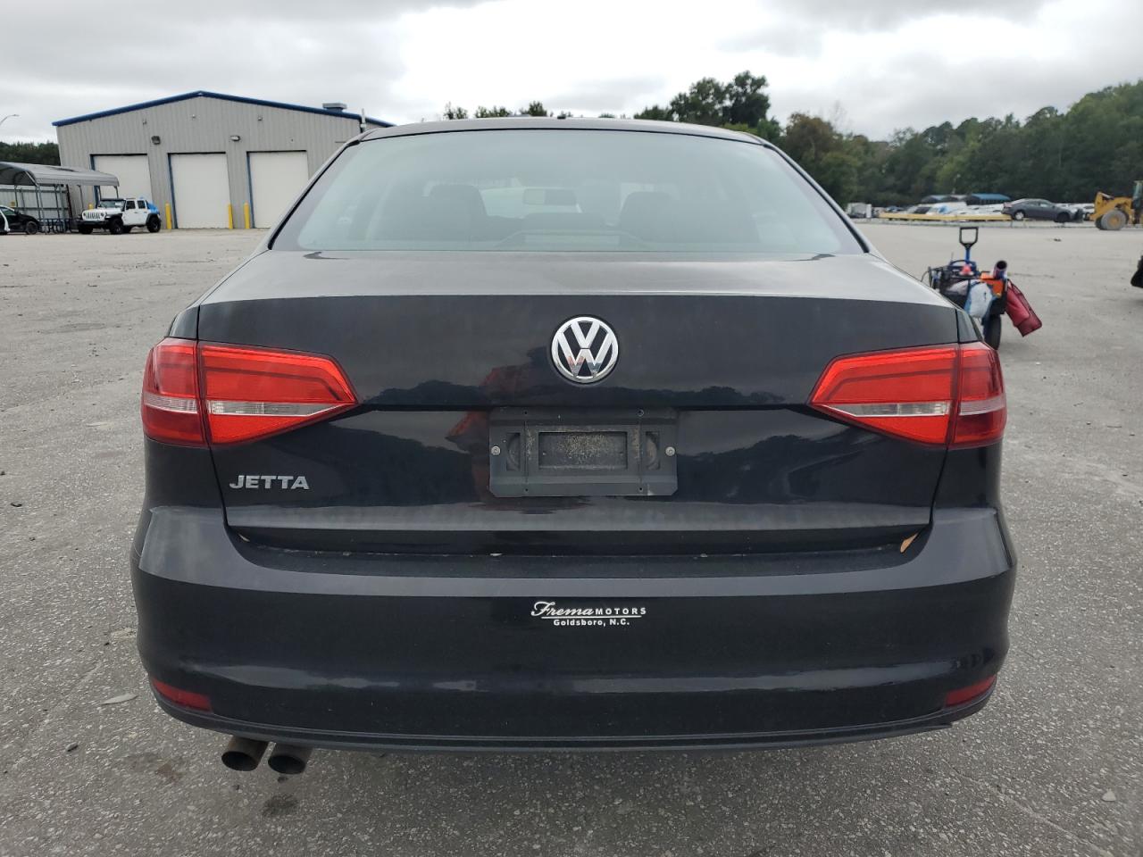 3VW2K7AJ1FM310213 2015 Volkswagen Jetta Base