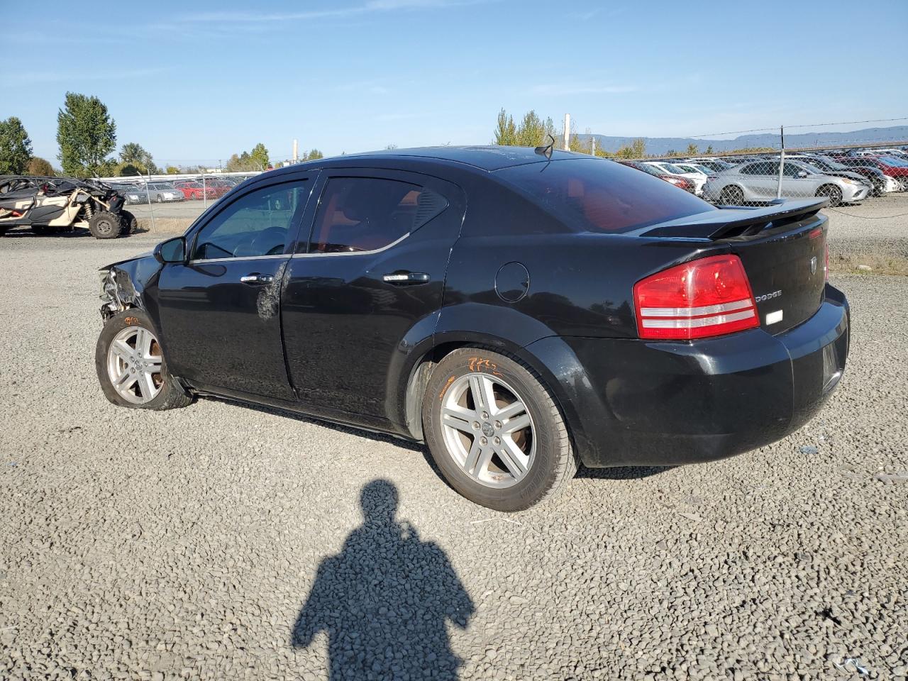 2010 Dodge Avenger - Image 2