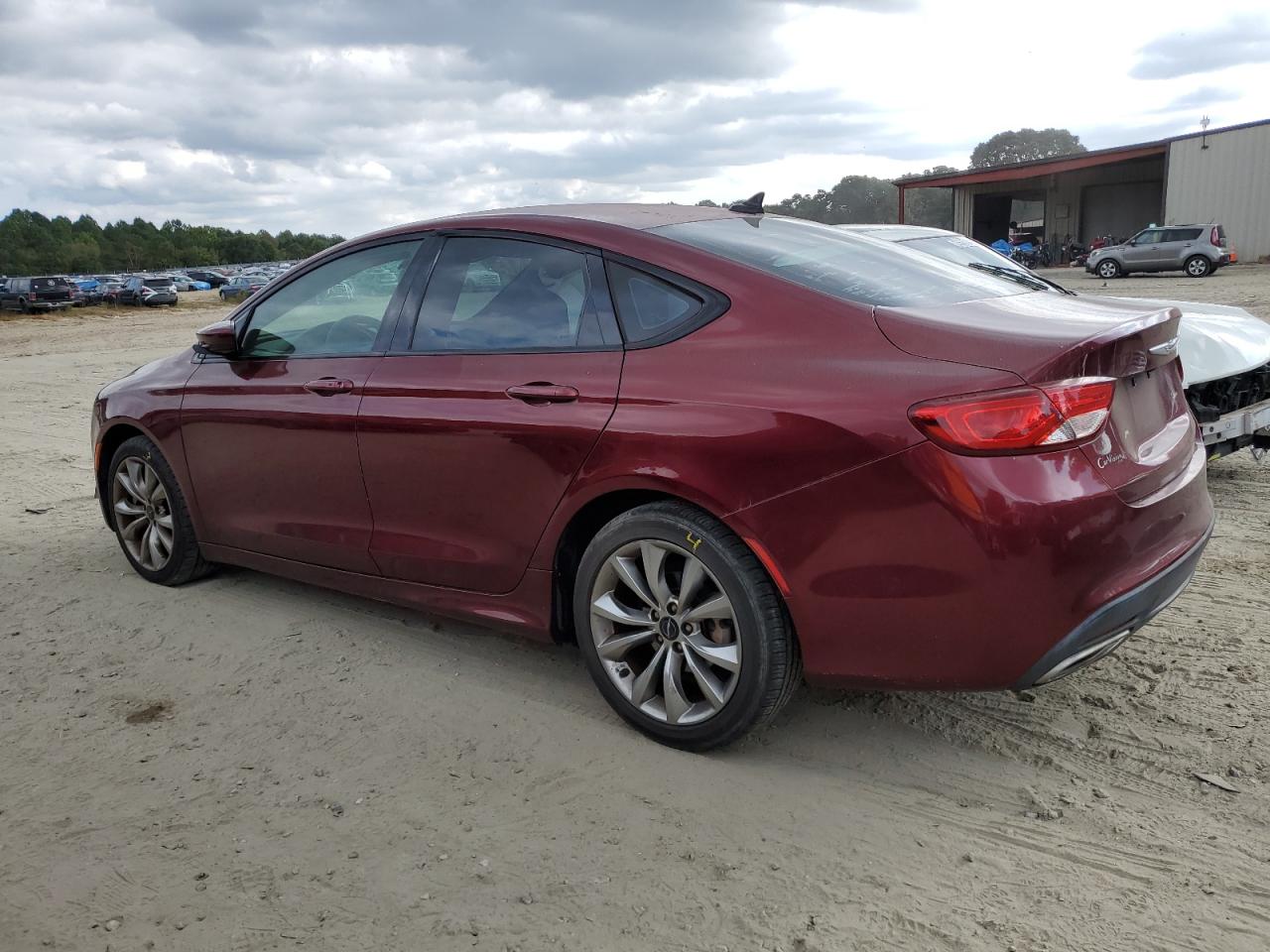 2016 Chrysler 200 - Image 2