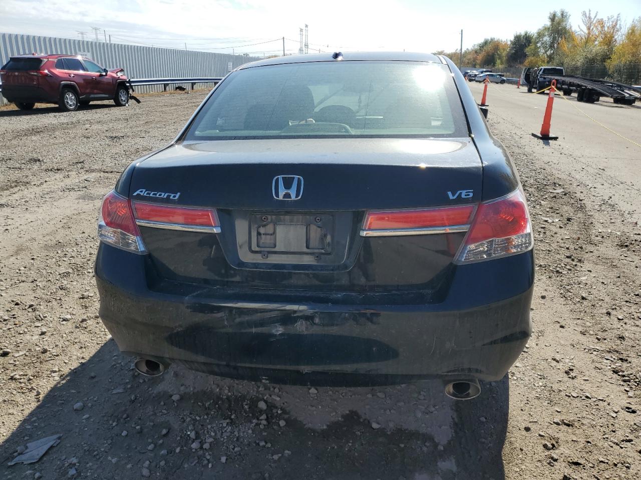 2011 Honda Accord Exl VIN: 1HGCP3F80BA006063 Lot: 77015034