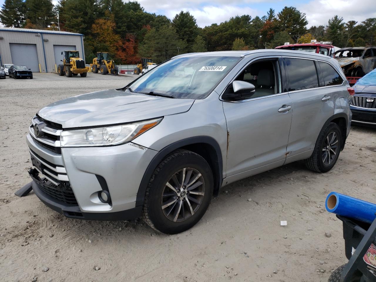 2018 Toyota Highlander Se VIN: 5TDJZRFHXJS526467 Lot: 76506014