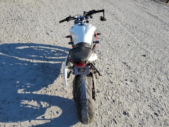 2014 TRIUMPH MOTORCYCLE STREET TRIPLE R