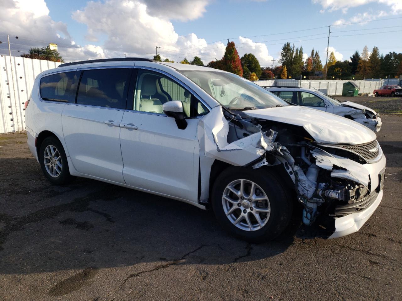 2020 Chrysler Voyager Lxi VIN: 2C4RC1DG6LR151401 Lot: 75915514