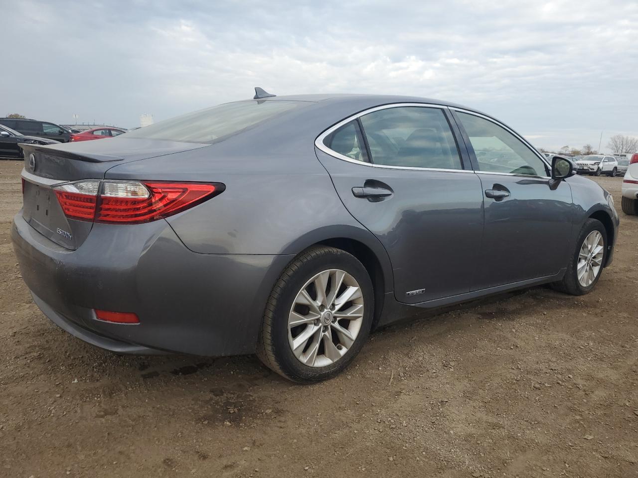 2013 Lexus ES - Image 3