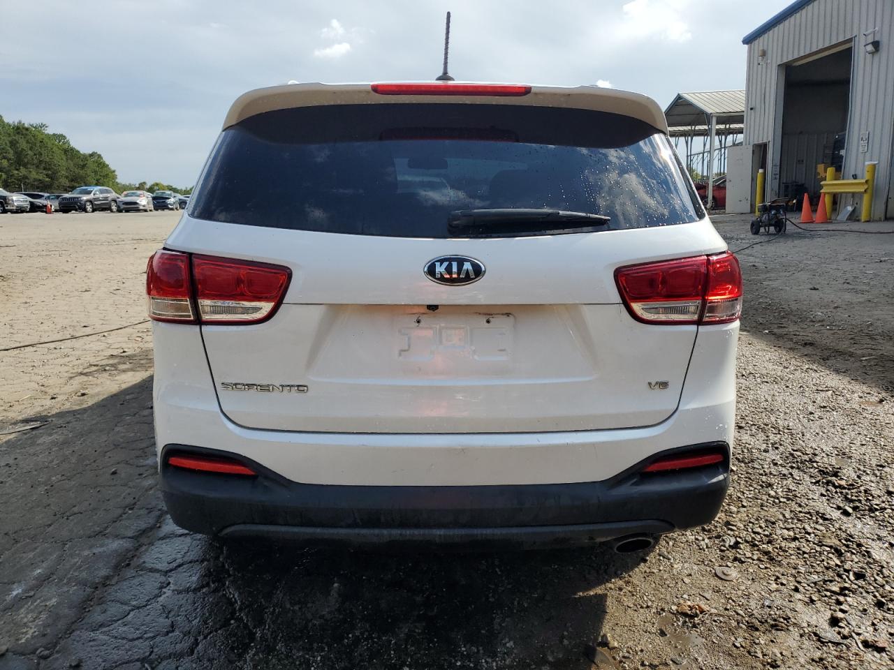 5XYPGDA59JG394847 2018 Kia Sorento Lx