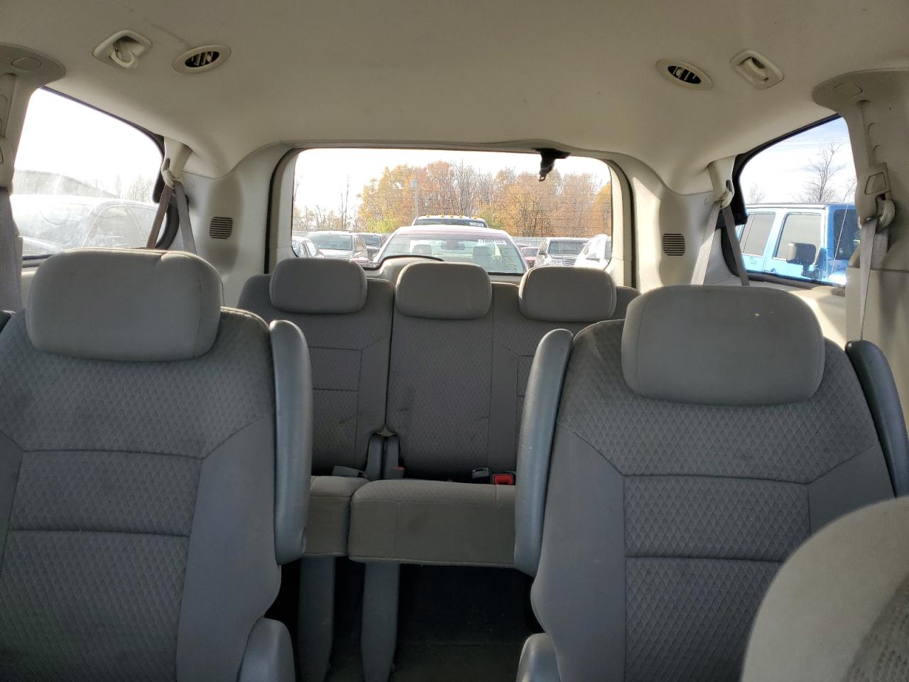 2008 Chrysler Town & Country Lx VIN: 2A8HR44H58R607392 Lot: 78043594